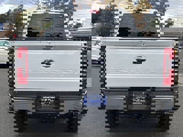 New 2026 Ford F350 Lariat w/ Lariat Premium Package image 4