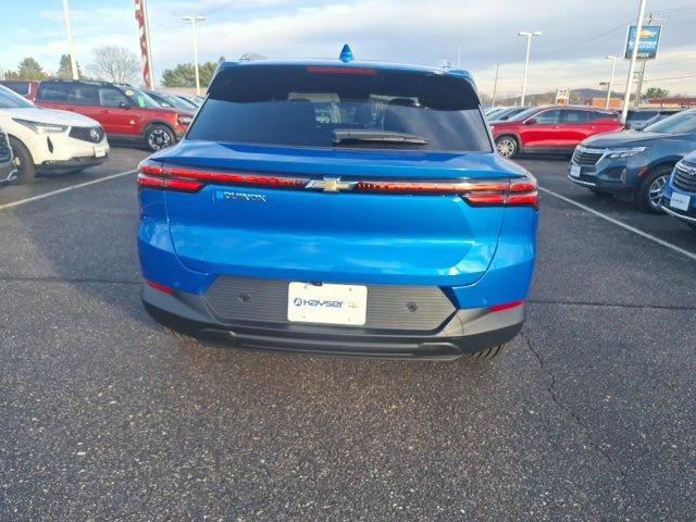 New 2026 Chevrolet Equinox EV LT image 4