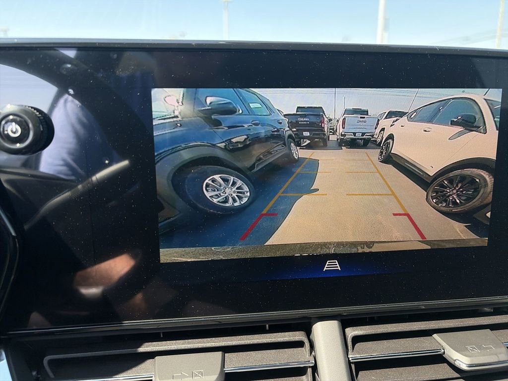 New 2026 Chevrolet Trax RS w/ Sunroof Package image 23