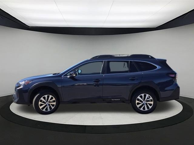 Certified 2025 Subaru Outback Premium w/ Popular Package #1A image 4