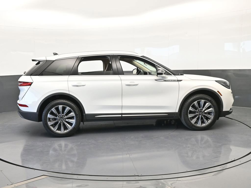 Used 2022 Lincoln Corsair Reserve image 7