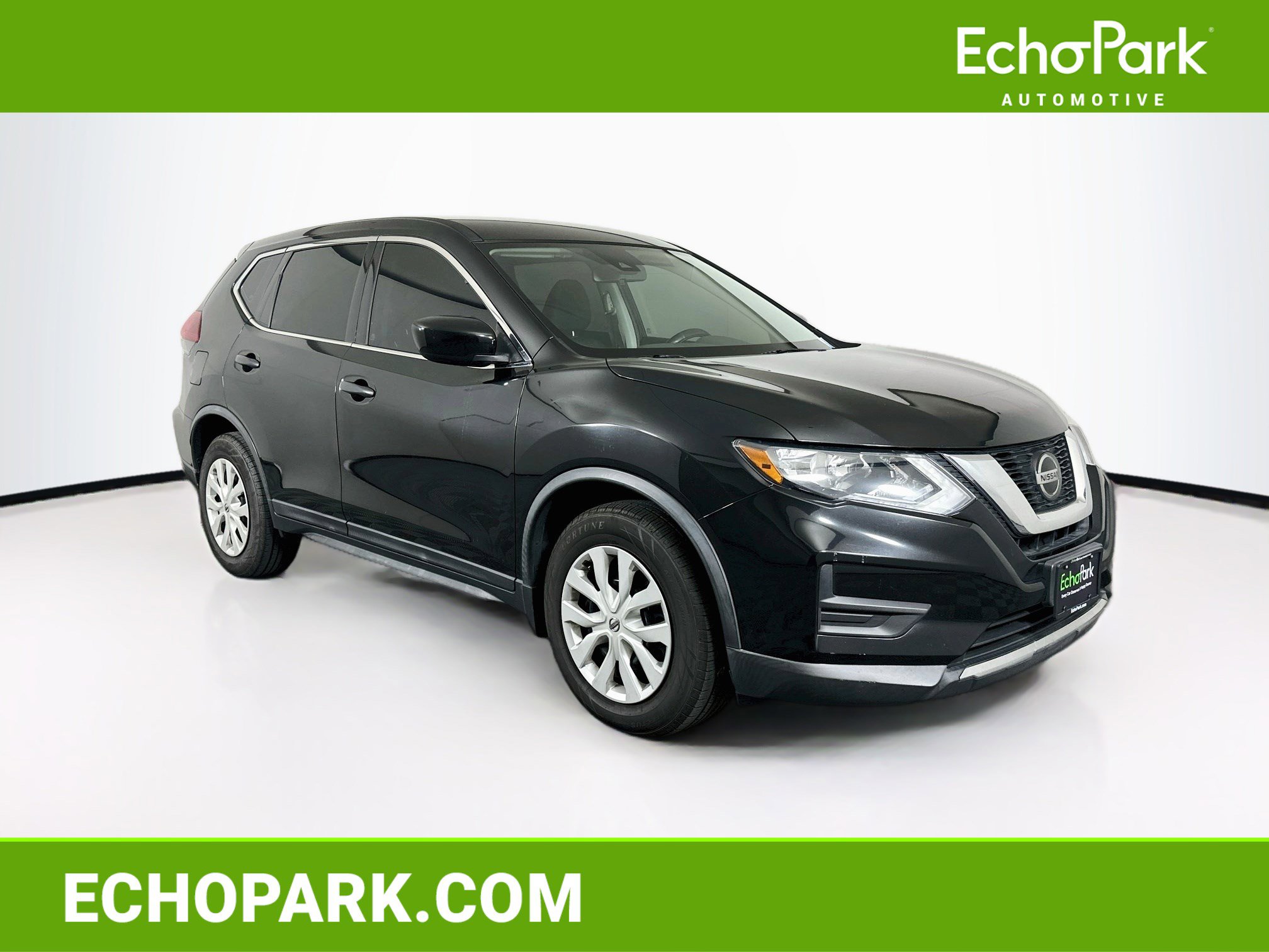 Used 2019 Nissan Rogue S FWD image 1