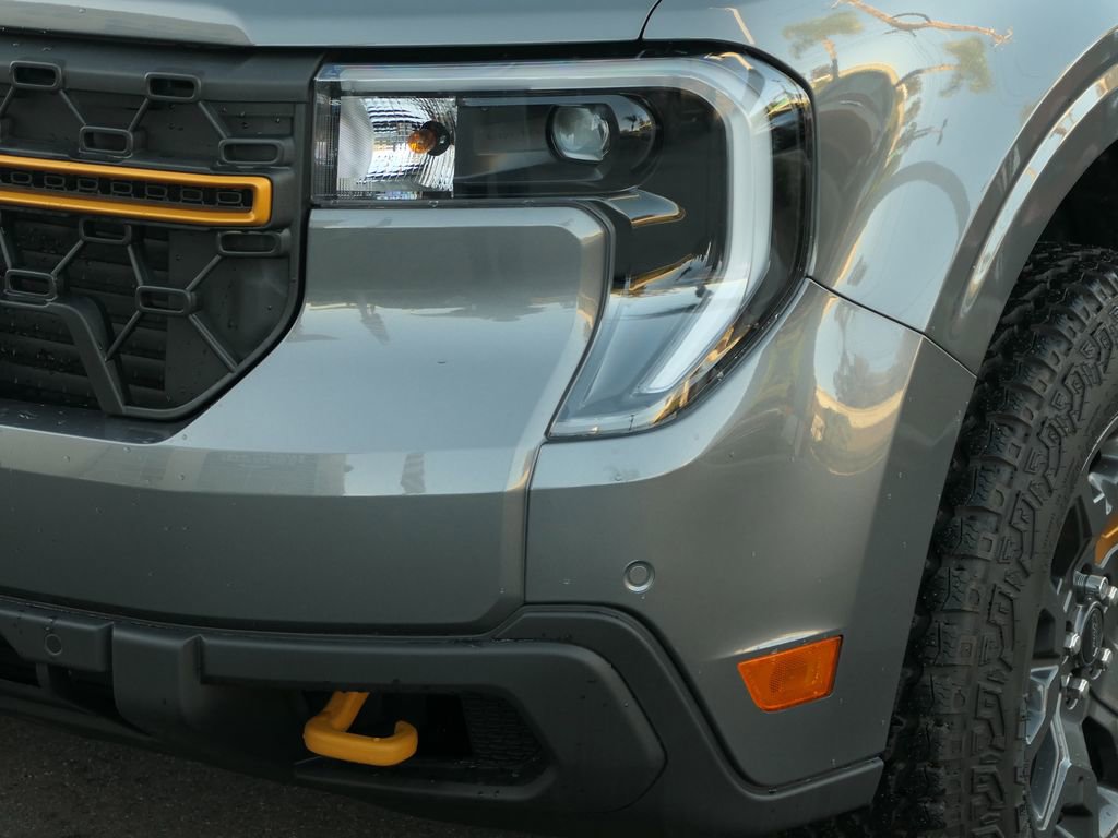 Used 2025 Ford Maverick Tremor image 11