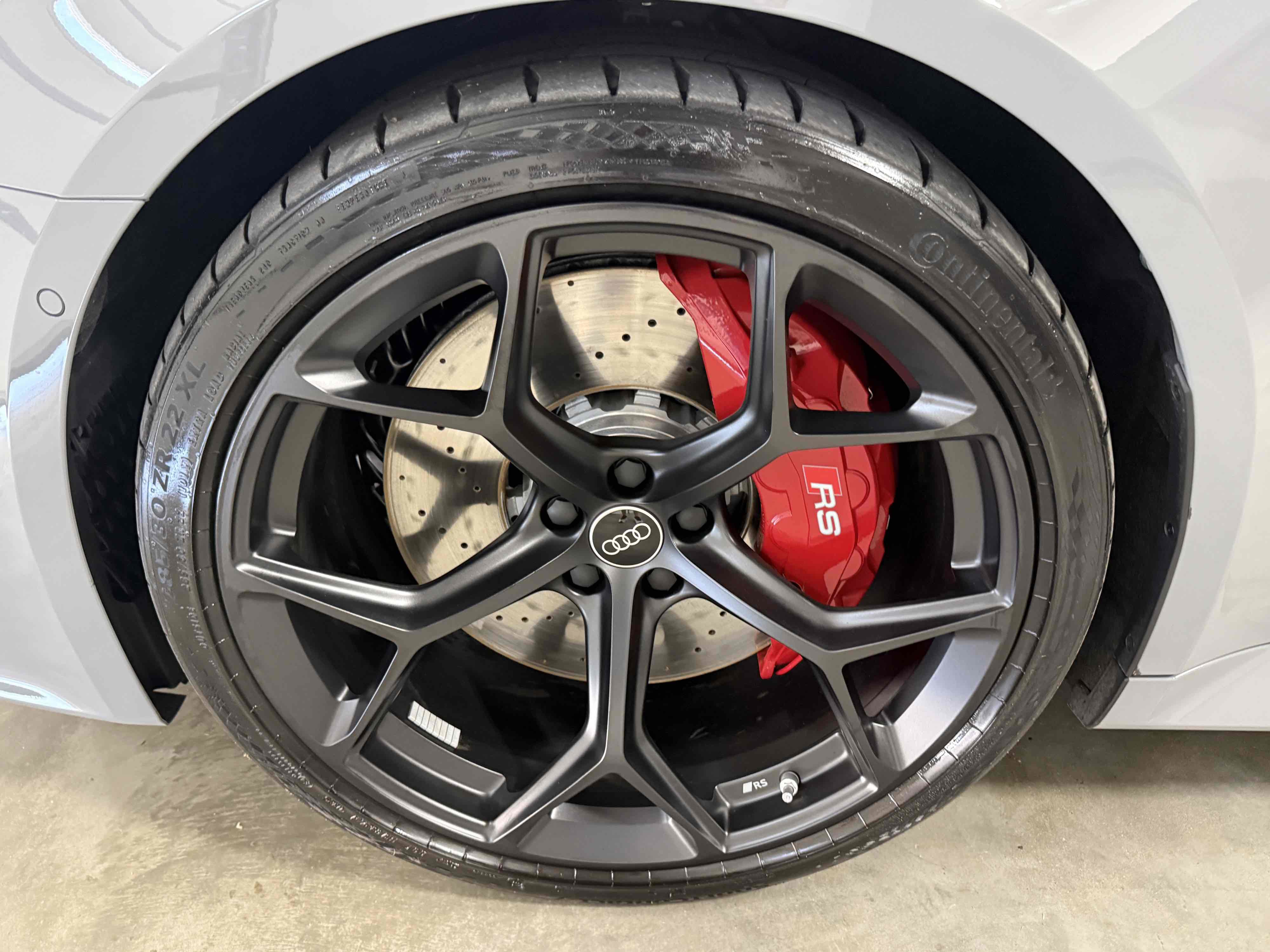 Used 2025 Audi RS 6 performance w/ Matte Carbon Package AWD/4WD image 27