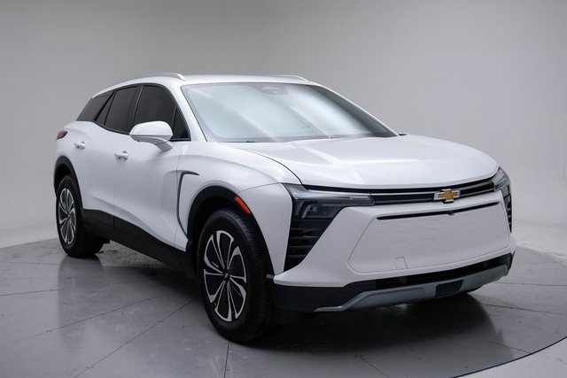 Used 2024 Chevrolet Blazer EV LT image 10