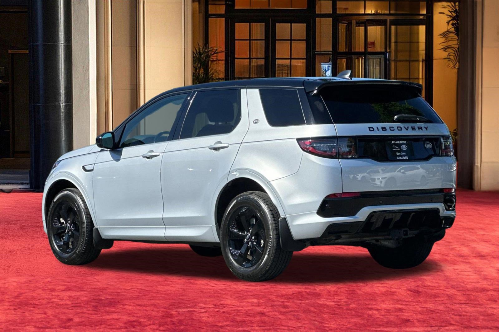 Certified 2022 Land Rover Discovery Sport S R-Dynamic AWD/4WD image 3