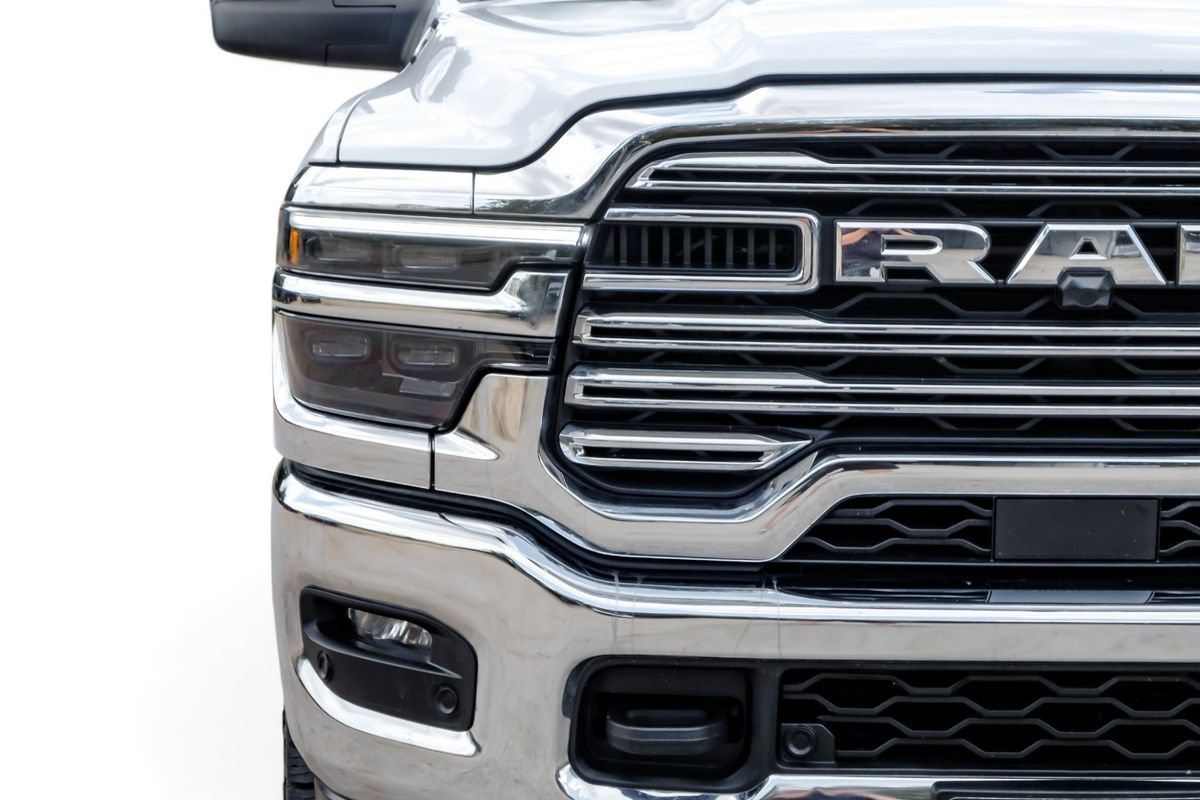Used 2025 RAM 3500 Laramie AWD/4WD image 50