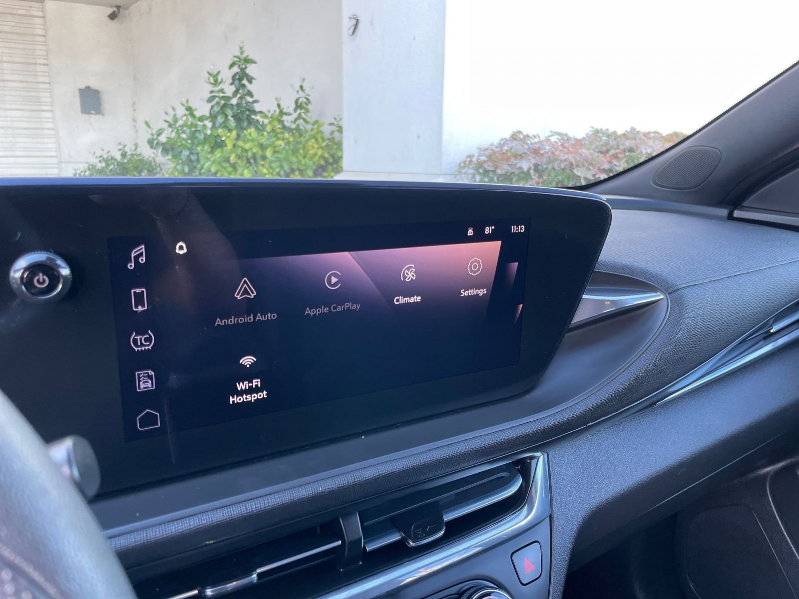 Used 2025 Buick Envista Preferred image 20