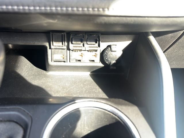 Used 2021 Toyota Highlander XLE AWD/4WD image 27