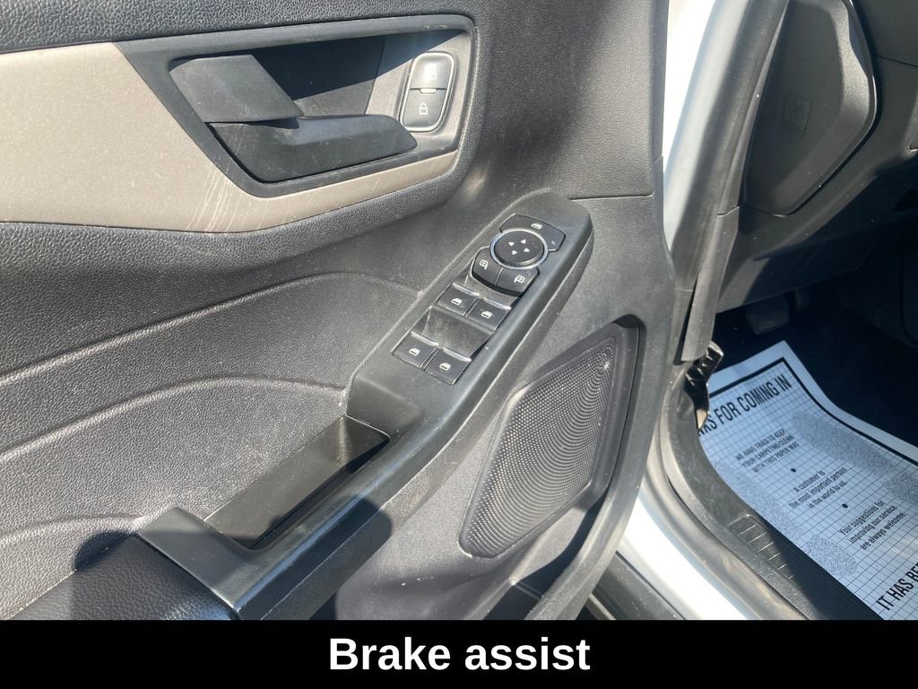 Used 2022 Ford Escape SE w/ Cold Weather Package image 14