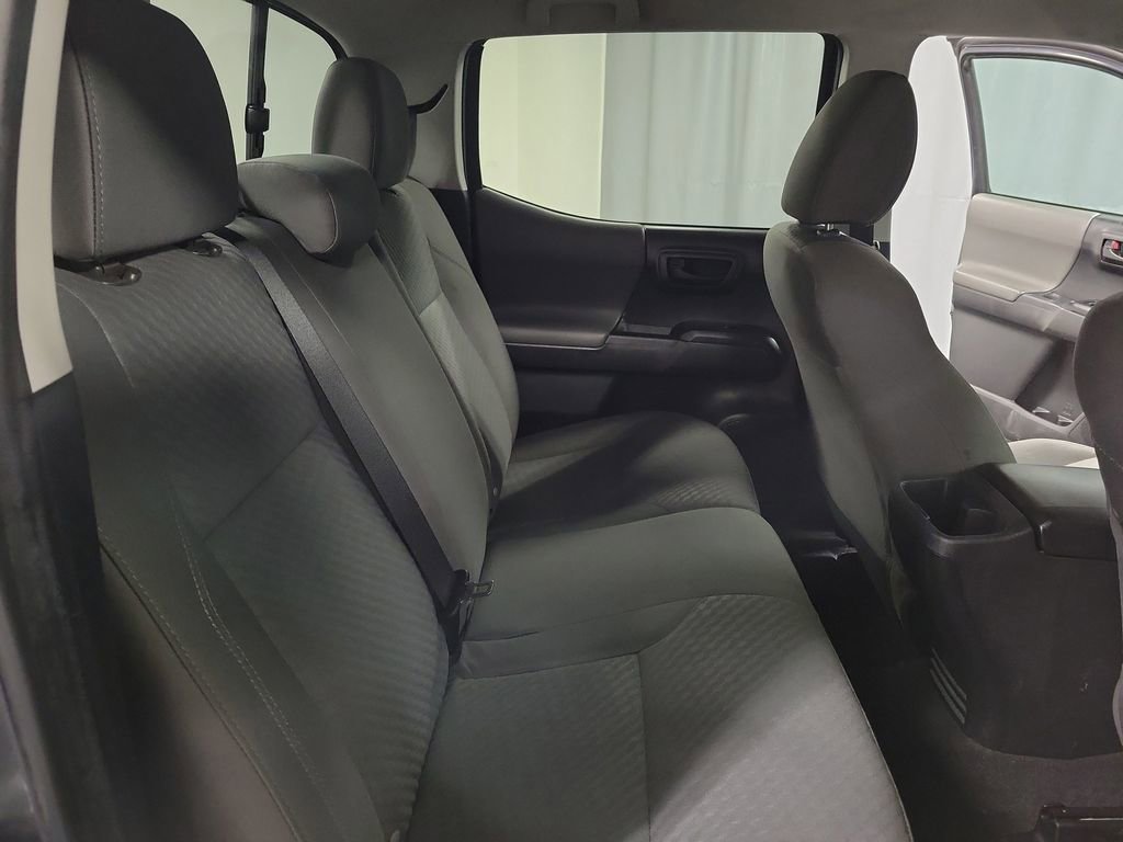 Used 2022 Toyota Tacoma SR image 21