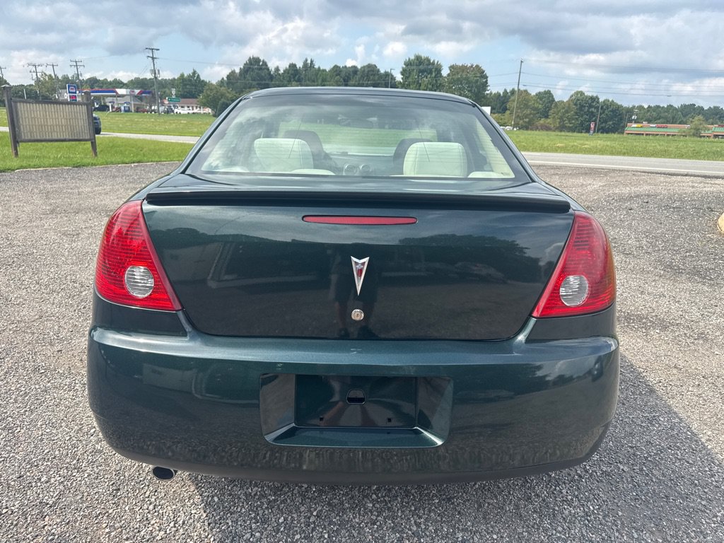 Used 2006 Pontiac G6 GT w/ Premium Value Package 2 FWD image 9