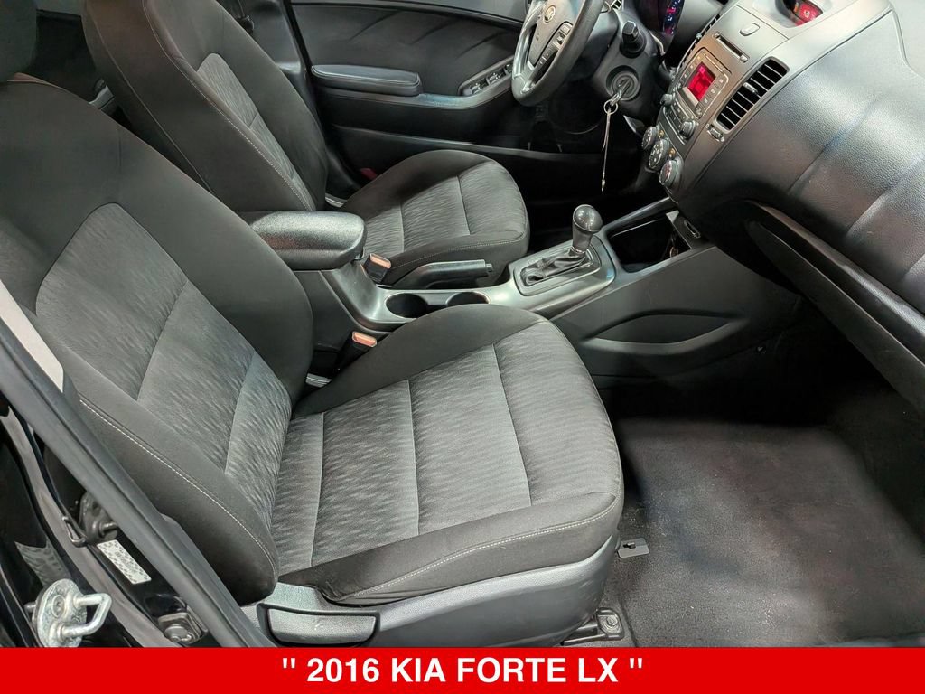 Used 2016 Kia Forte LX FWD image 30