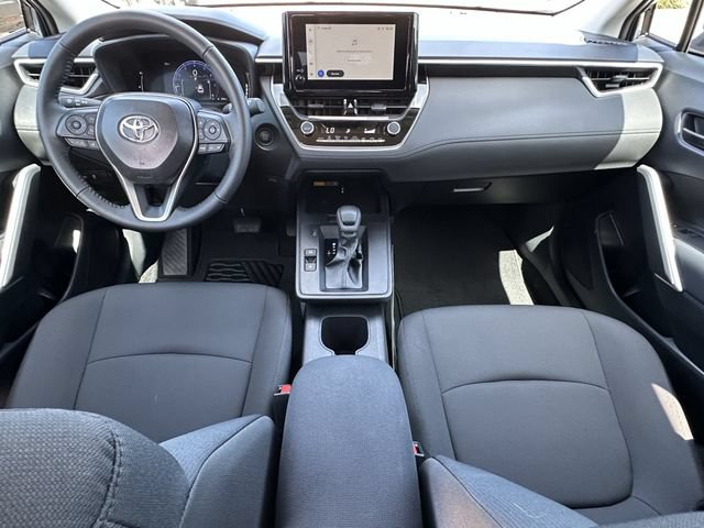 Certified 2026 Toyota Corolla Cross LE FWD image 10