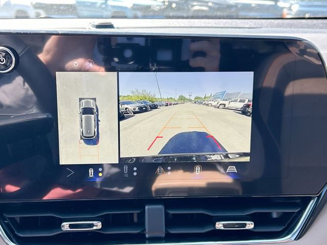 New 2025 Chevrolet Equinox ACTIV w/ Safety and Technology Package image 15