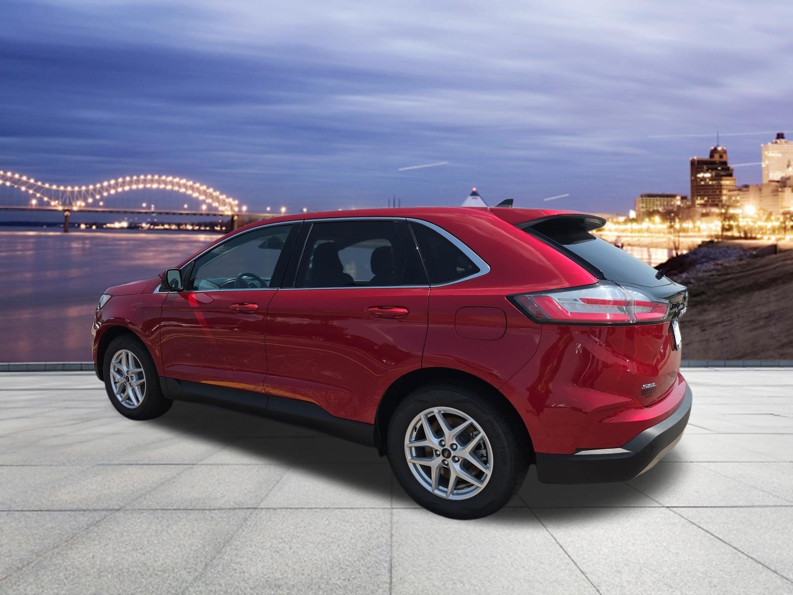 Used 2024 Ford Edge SEL AWD/4WD image 3