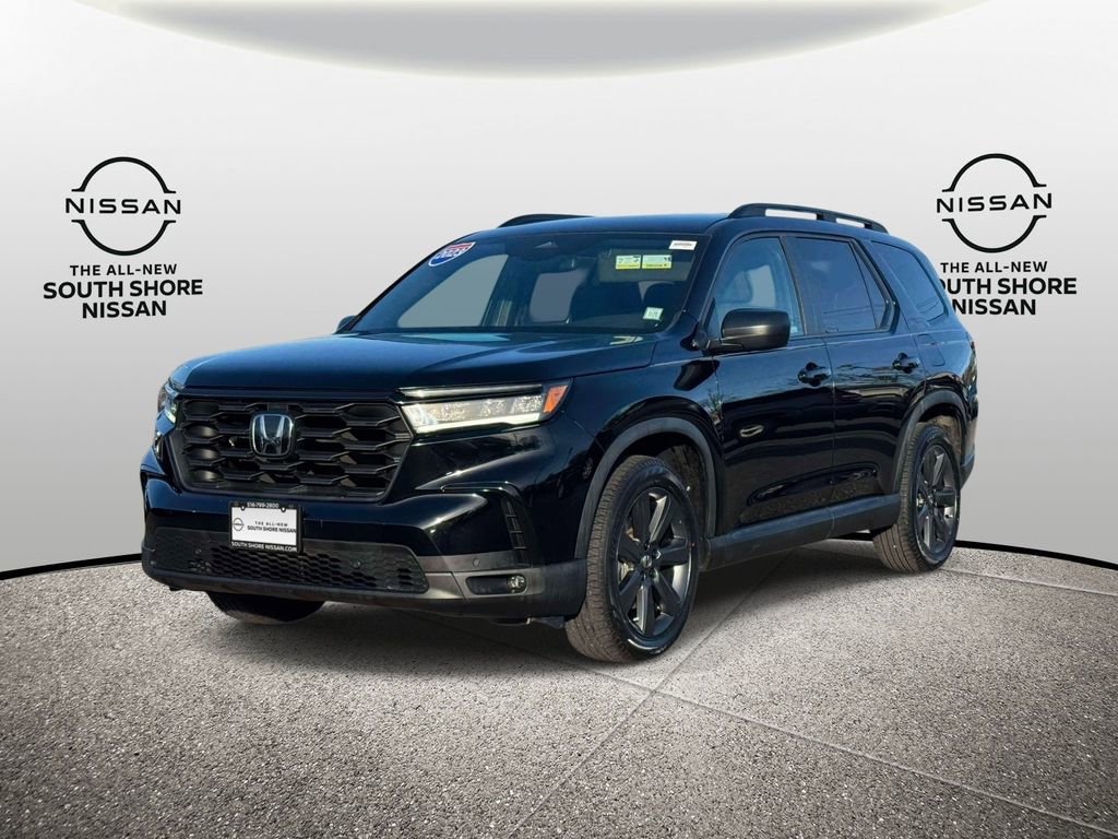 Used 2023 Honda Pilot Sport image 4