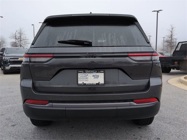 New 2026 Jeep Grand Cherokee Altitude image 5