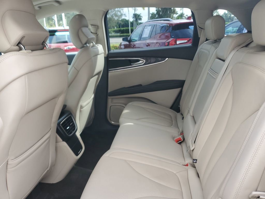 Used 2018 Lincoln MKX Reserve image 14