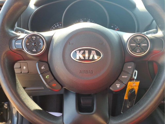 Used 2015 Kia Soul + FWD image 12