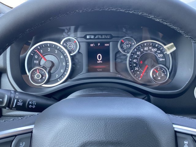 New 2026 RAM 1500 4x4 Crew Cab image 13