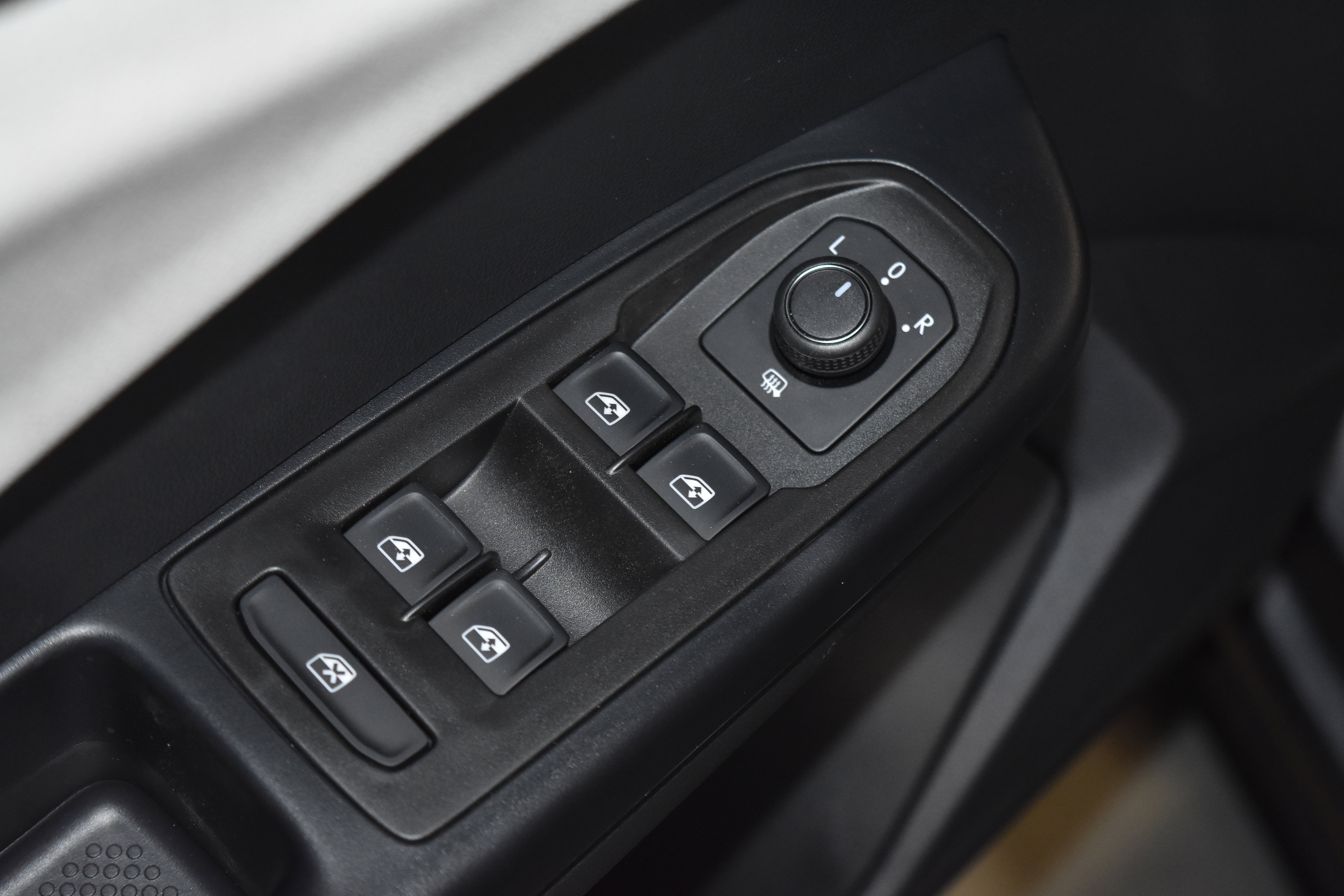 New 2026 Volkswagen Taos S AWD/4WD image 4