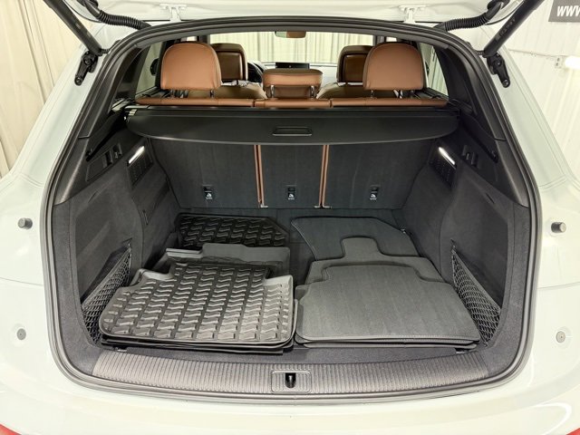 Used 2021 Audi Q5 2.0T Premium Plus w/ Premium Plus Package image 9