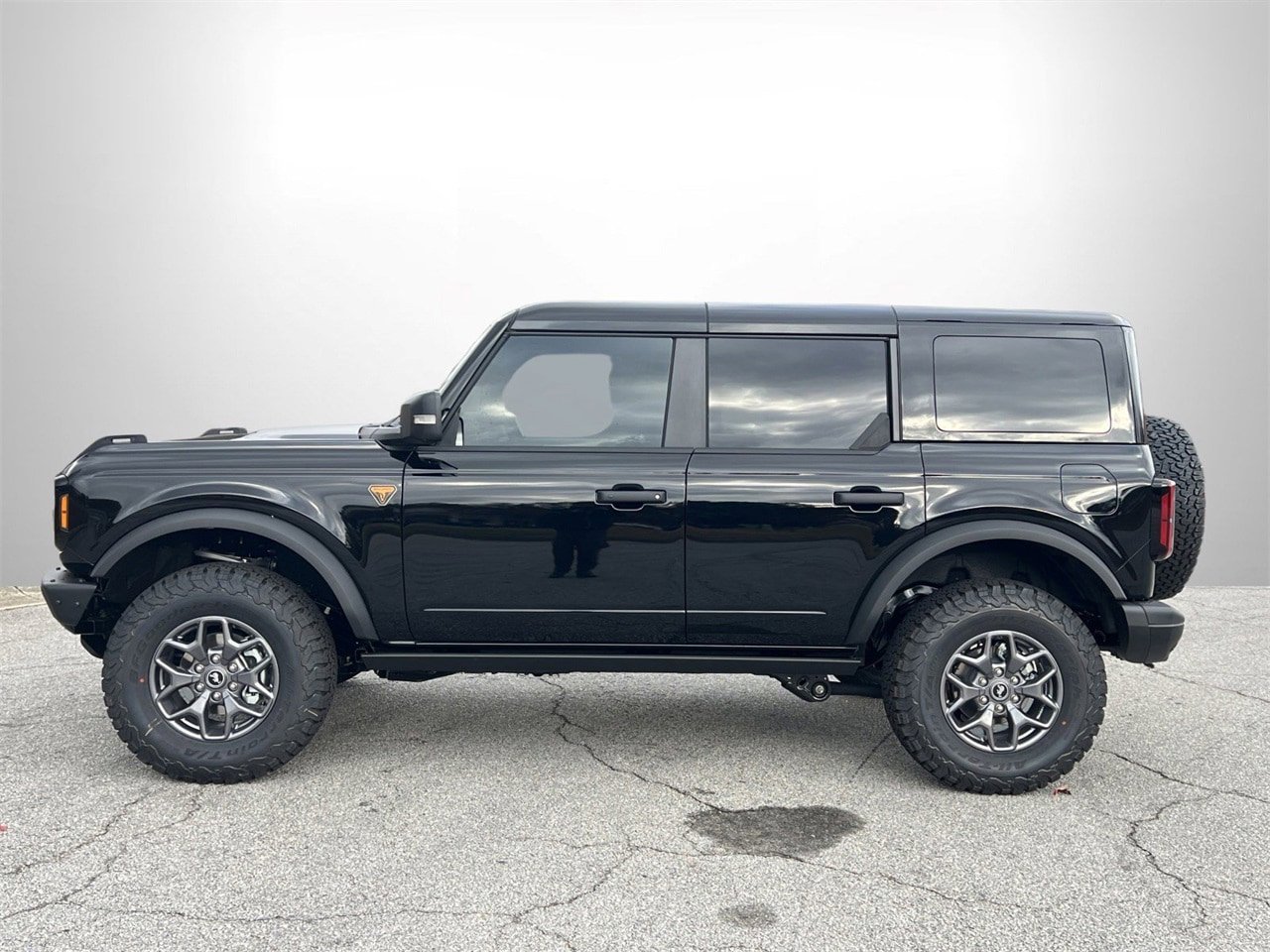 New 2025 Ford Bronco Badlands AWD/4WD image 24
