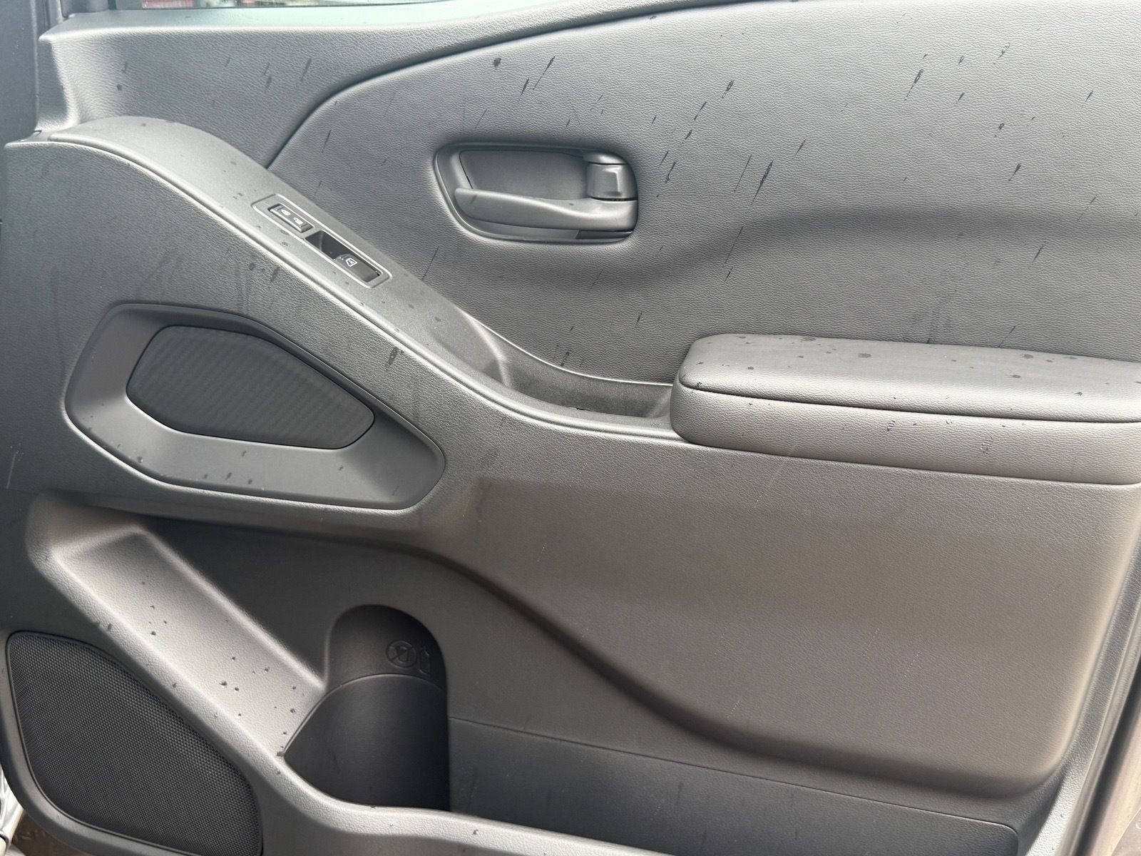 New 2026 Nissan Frontier SV w/ All-Weather Content Package AWD/4WD image 19