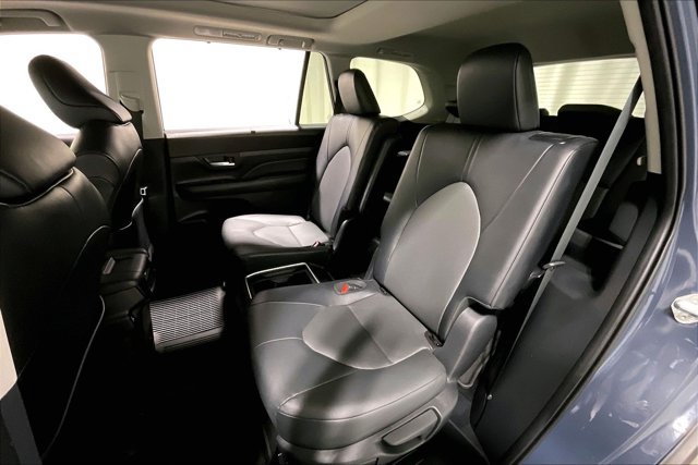 Certified 2025 Toyota Grand Highlander AWD image 27