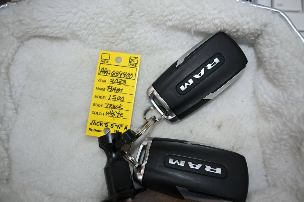 Used 2023 RAM 1500 Laramie AWD/4WD image 29