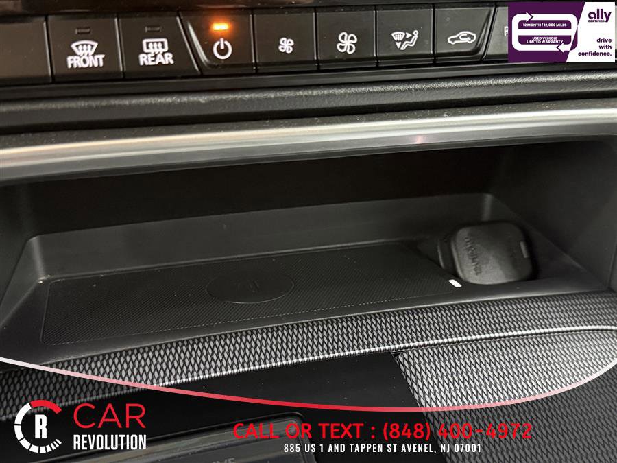 Used 2024 MAZDA CX-90 Plug-In Hybrid w/ Premium Pkg image 30