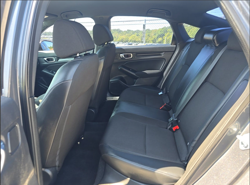 Used 2022 Honda Civic Sport image 9