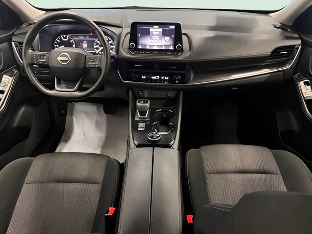Used 2025 Nissan Rogue SV AWD/4WD image 15