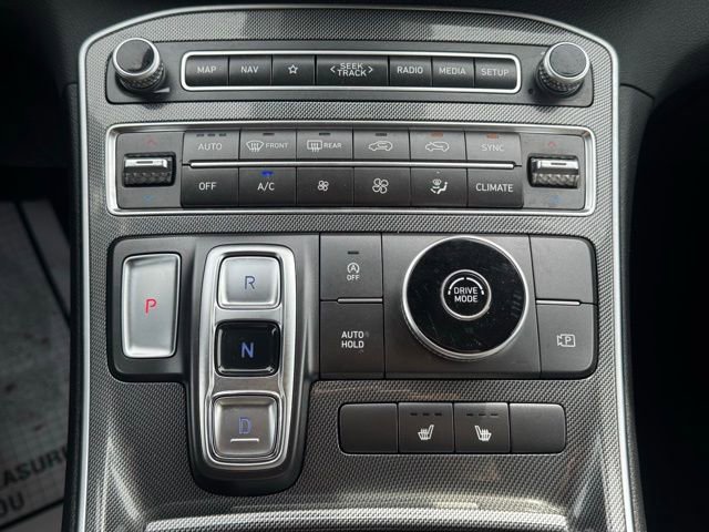 Used 2023 Hyundai Santa Fe SEL image 19