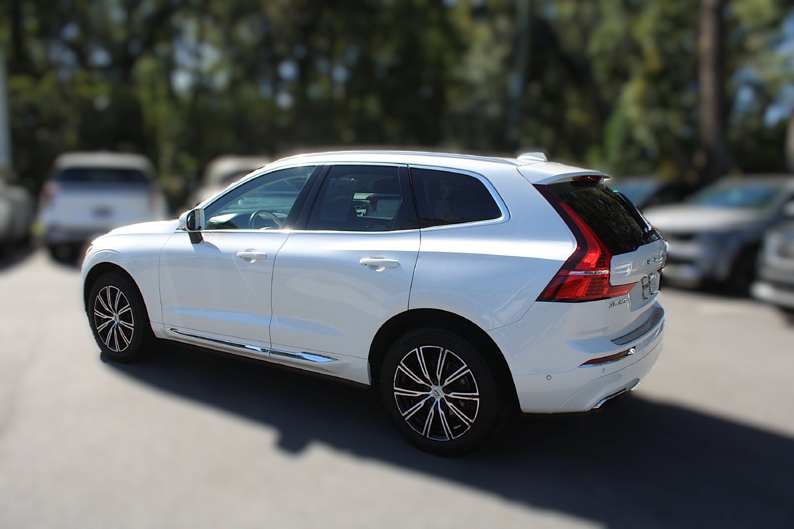 Used 2021 Volvo XC60 T5 Inscription w/ Advanced Package AWD/4WD image 6