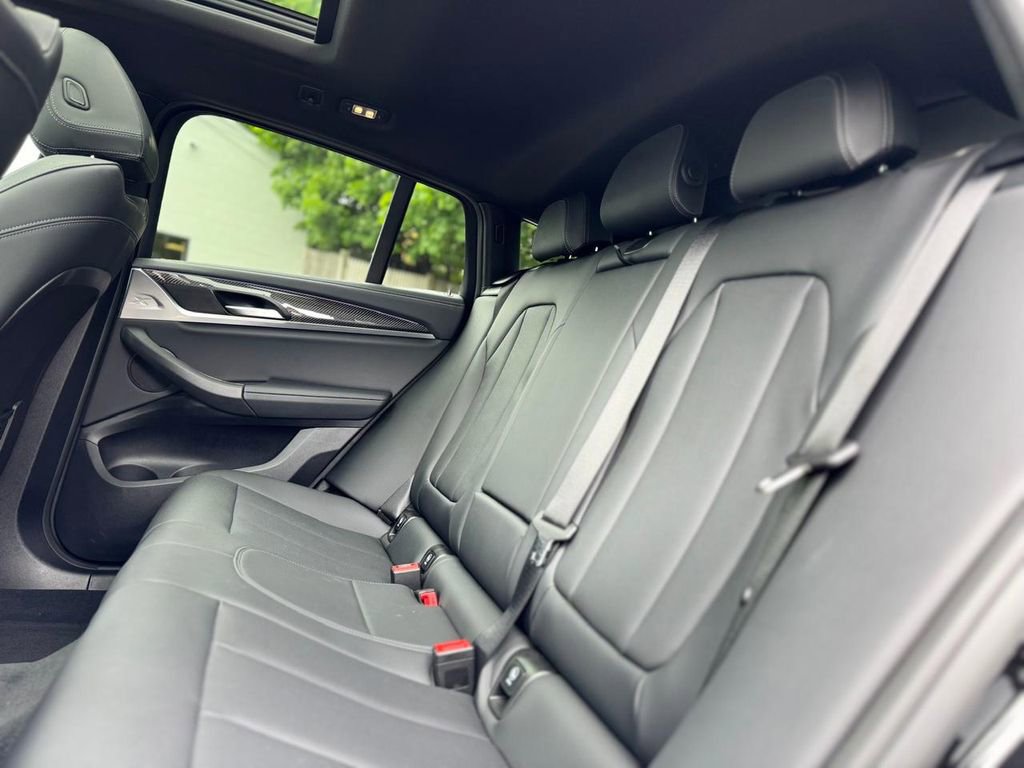 Used 2022 BMW X4 M40i AWD/4WD image 24