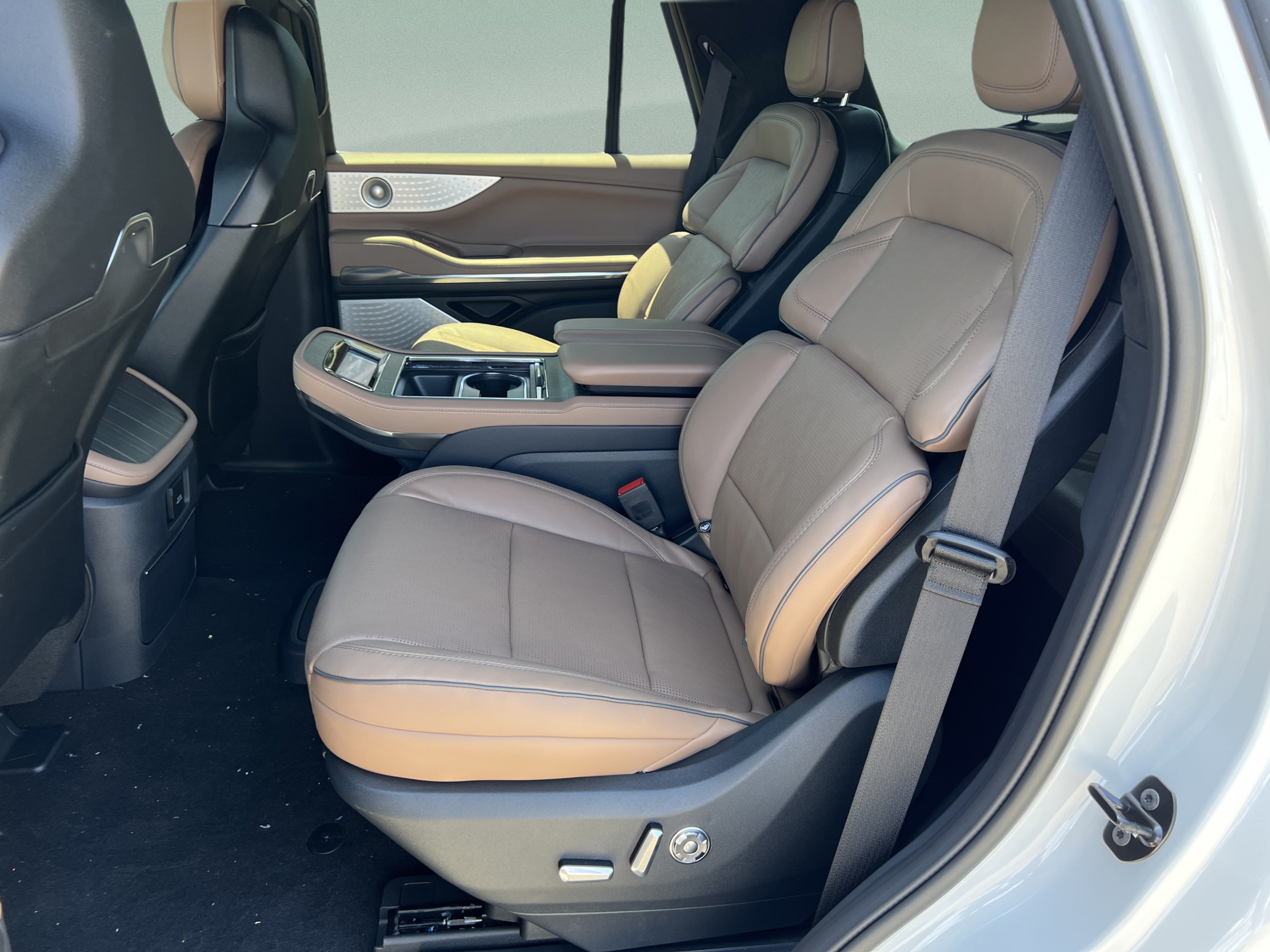 New 2026 Lincoln Navigator Black Label AWD/4WD image 21