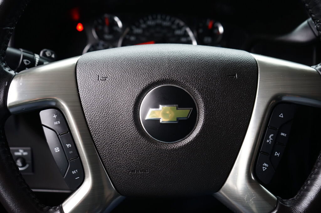 Used 2019 Chevrolet Express 3500 LT w/ LT Preferred Equipment Group image 17