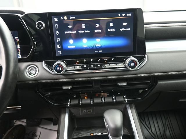 Used 2023 Chevrolet Colorado LT w/ LT Convenience Package III image 10