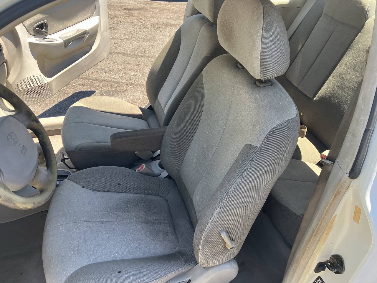 Used 2002 Hyundai Accent GS FWD image 25