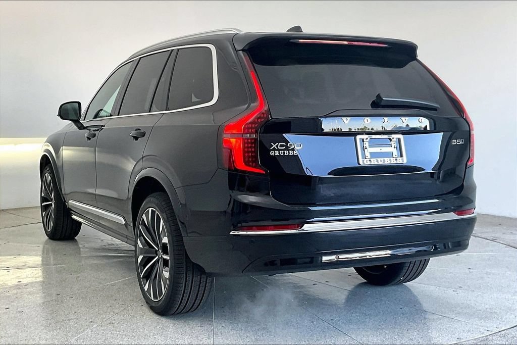 New 2026 Volvo XC90 B5 Plus AWD/4WD image 4