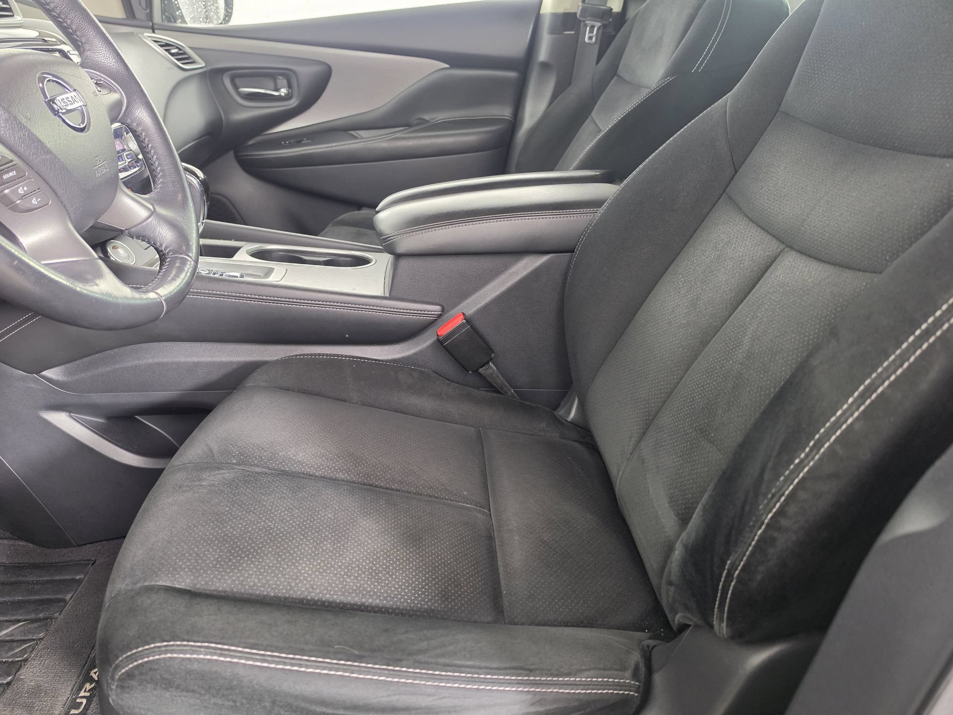 Used 2019 Nissan Murano SV w/ Cargo Package FWD image 3