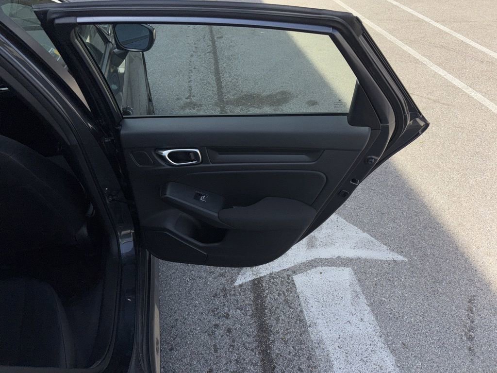 Used 2025 Honda Civic Sport image 30