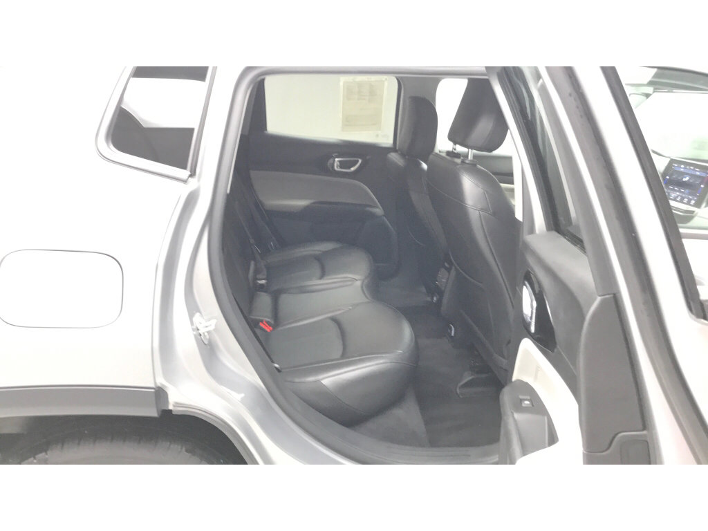 Used 2022 Jeep Compass Limited AWD/4WD image 22