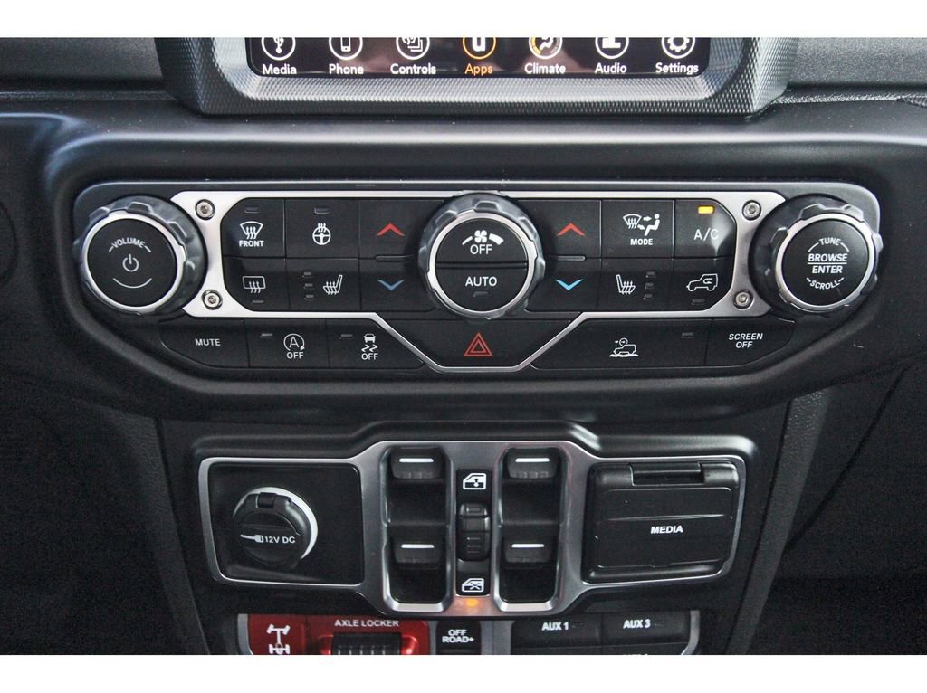 Used 2022 Jeep Gladiator Mojave w/ Cold Weather Group image 28