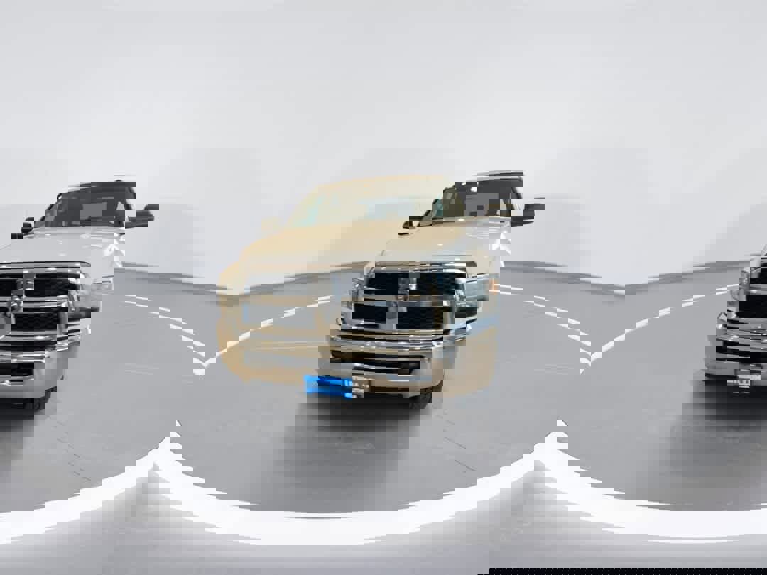 Used 2013 RAM 2500 Tradesman w/ Chrome Appearance Group image 3