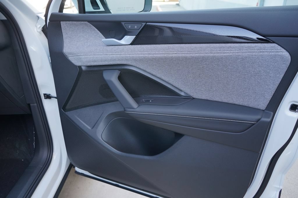 New 2026 Volkswagen Tiguan S FWD image 31