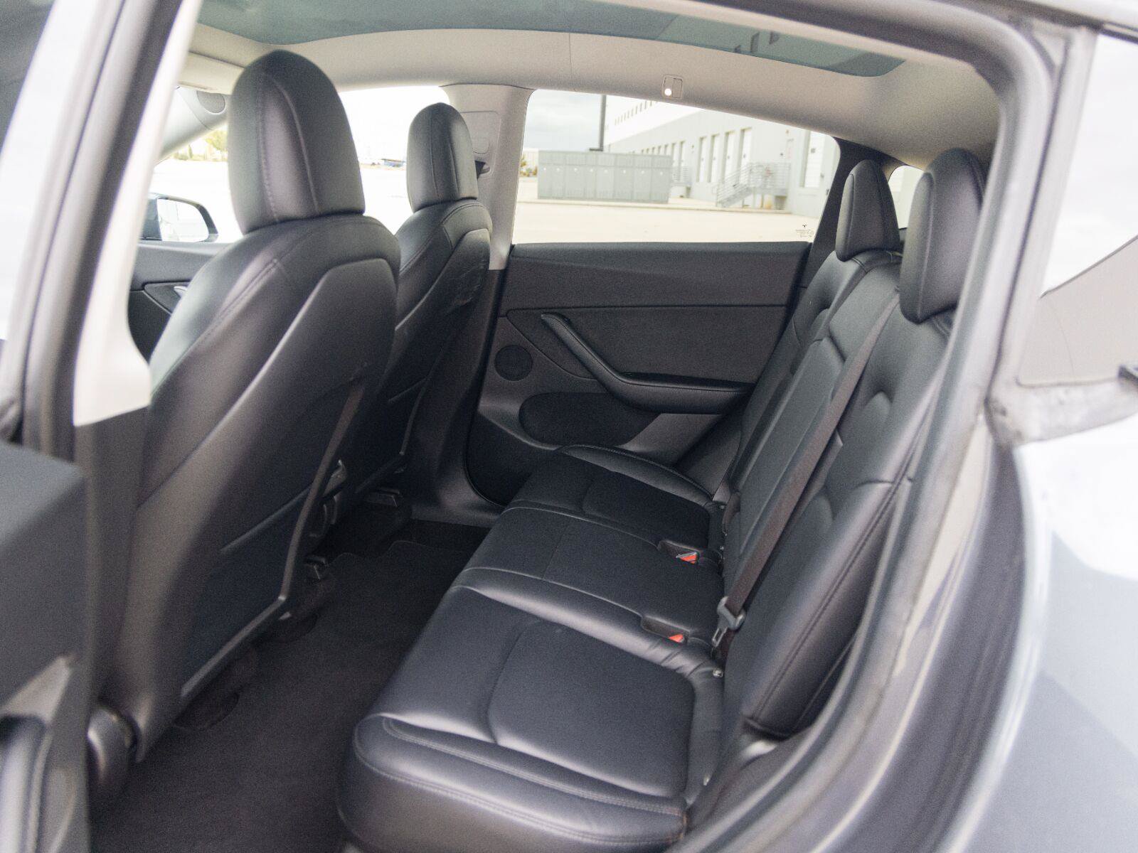 Used 2020 Tesla Model Y Long Range AWD/4WD image 24