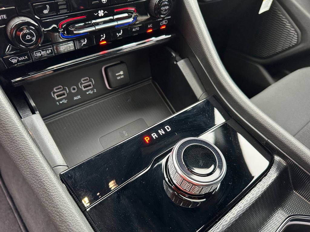 New 2025 Jeep Grand Cherokee L Laredo w/ Luxury Tech Group I image 21